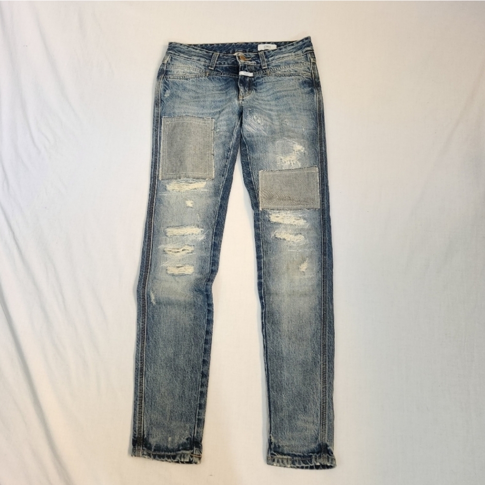 Closed distressed patched slim jeans blue wash 26